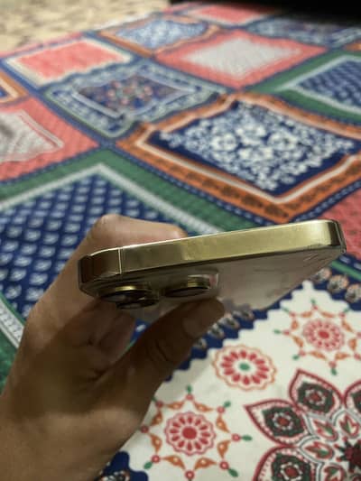 iPhone XR  Ono pta Jv hai