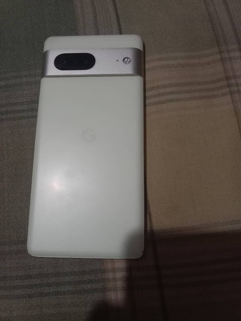 Google pixel 7 4