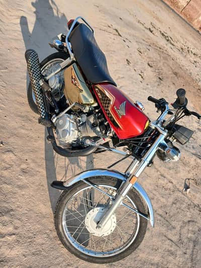 Gold Edition Honda 125 [0320:4511911]