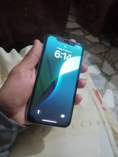 bilkul new phone hai