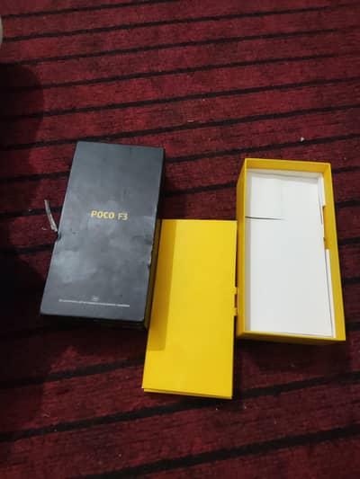 Poco F3 8 256GB.  5G