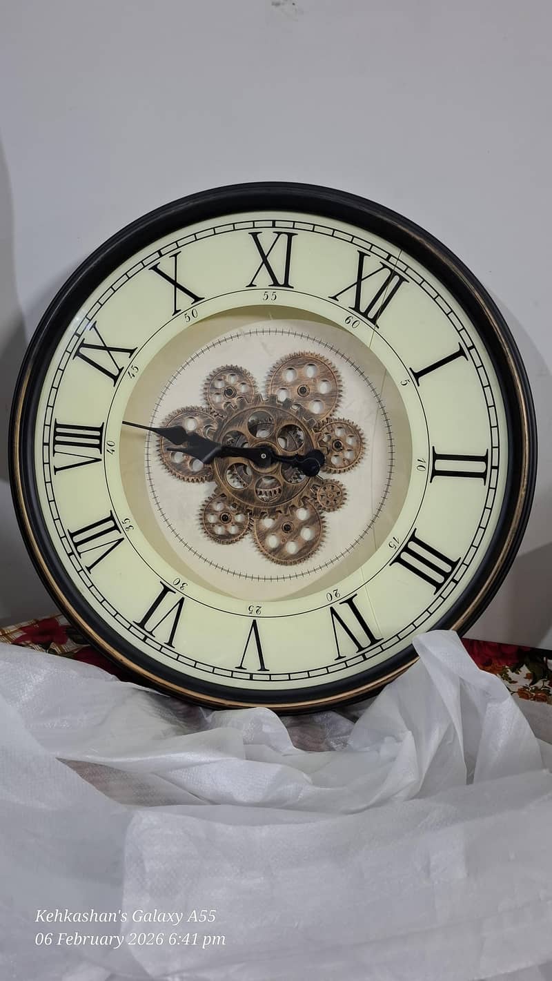 wall clock 3