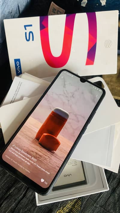 Vivo s1.4. 128 orejnal