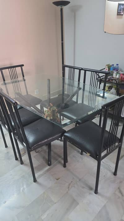 6 chairs dinning with thick glass top