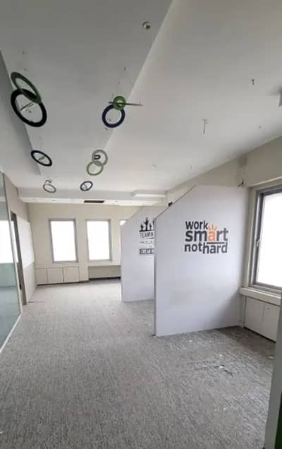 Parsa Tower sami furnished office for rent 1585sqft in shahar e Faisal.