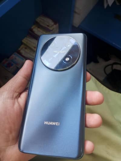 Huawei nova 12i