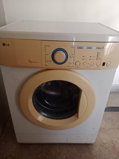 washing machine (washer and dryer all in one)