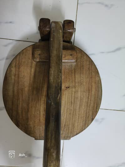 Wooden Roti Maker