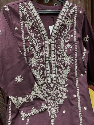 Sapphire Luxury 3-piece embroidered suit