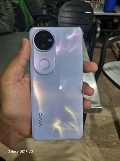 Vivo v50 12 GB 512 GB