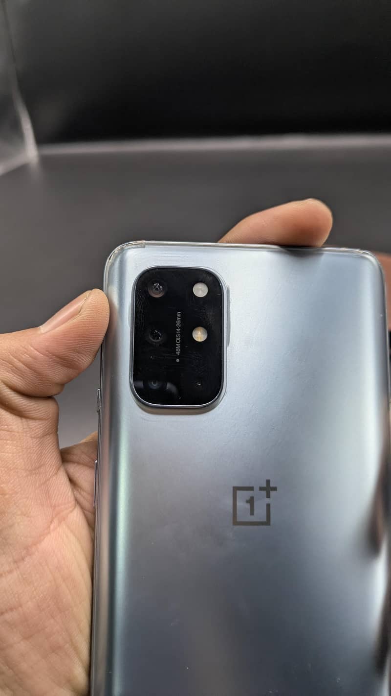 OnePlus 8t 4