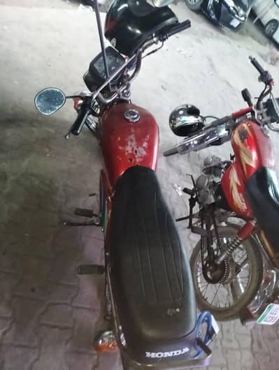 road prince 2014 Red colour