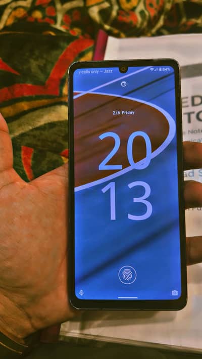 AQUOS SENSE 6 5G 4/64