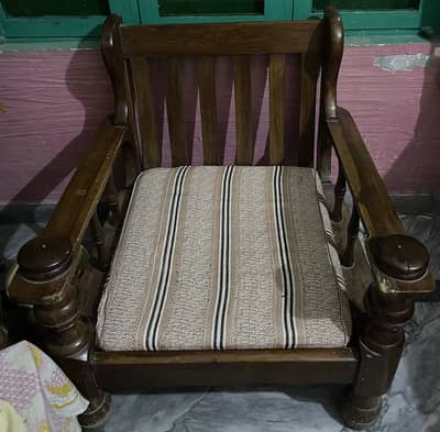 Solid Wooden Sofa Chair – Heavy Wood
