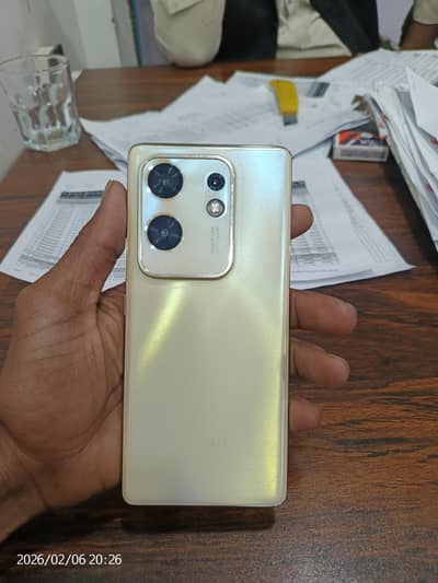 Infinix Zero 30