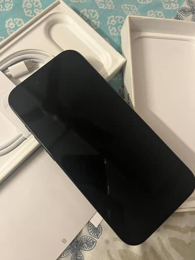 iPhone 17 Air Non-PTA Factory Unlock Mint - 5 Cycles Only!