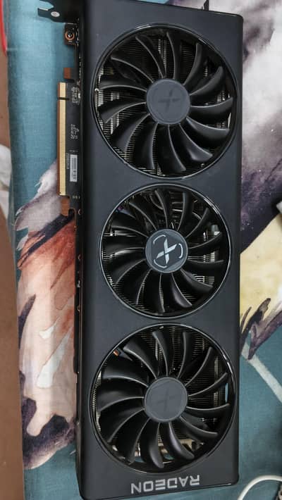 XFX RX 6900 XT in excellent condition