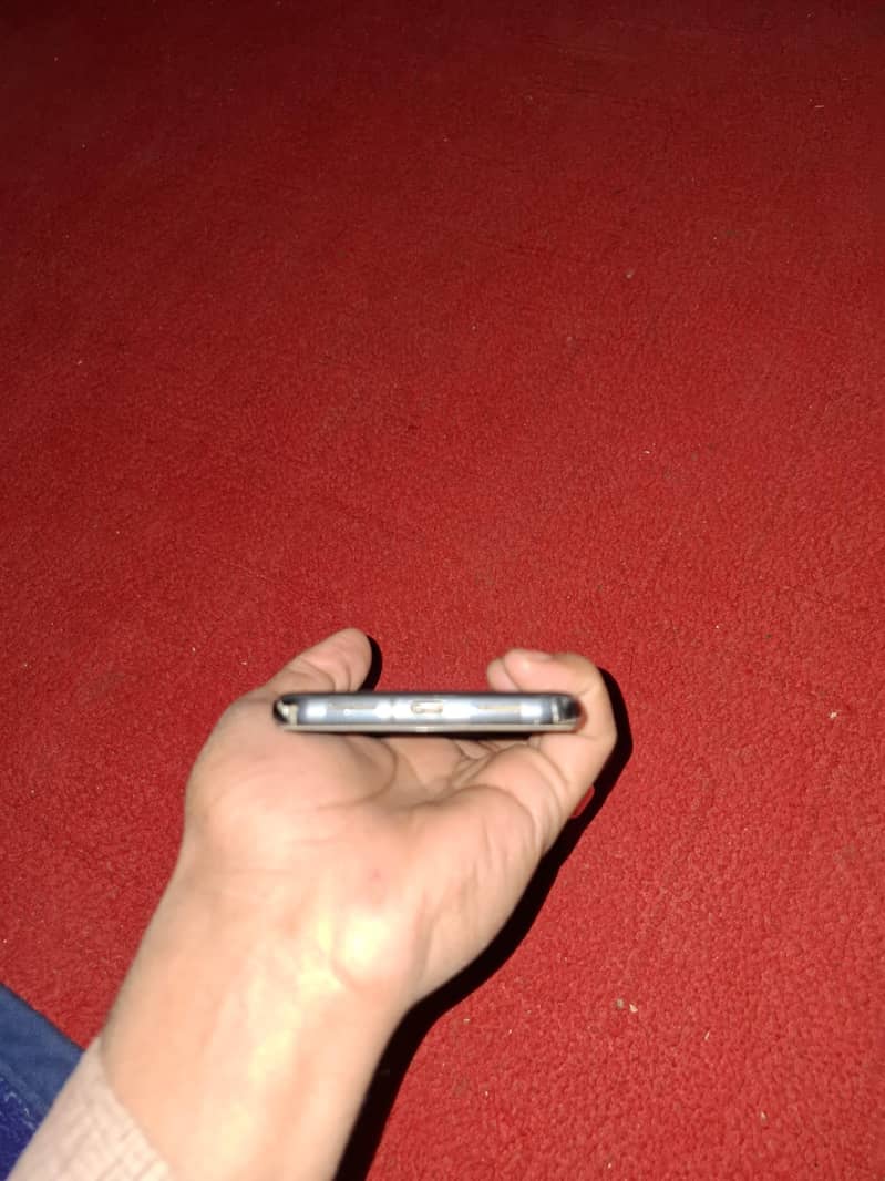 Google pixel 8 pro 4