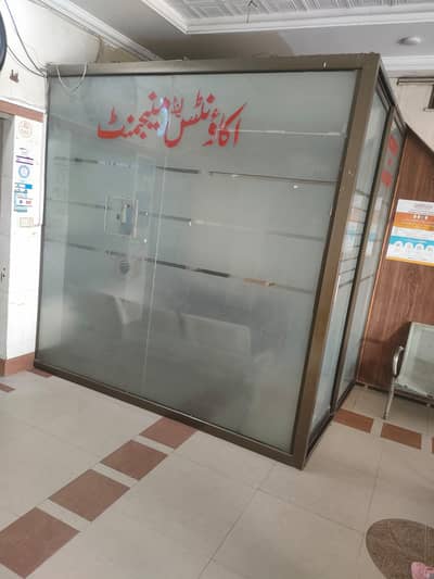 Glass Office Cabin, Meeting Booth for bank, hospitals etc