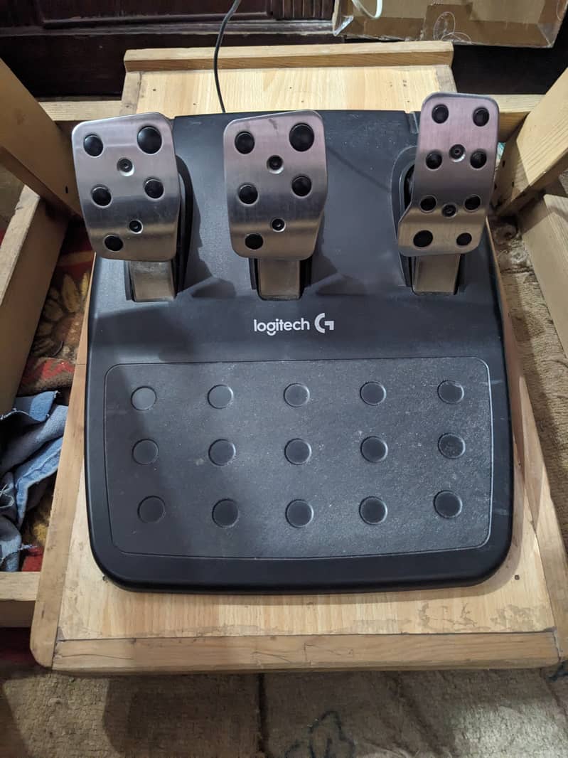 Logitech g29's Table- Made of Wood (Only Table) - Gaming Accessories ...