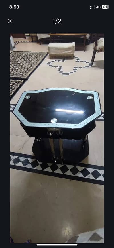 TV LCD Multimedia Glass Stand