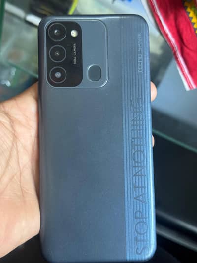 Tecno spark 8c