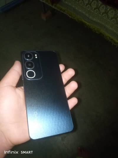 6+6/128 Only 3 month used with warranty and original charger and box