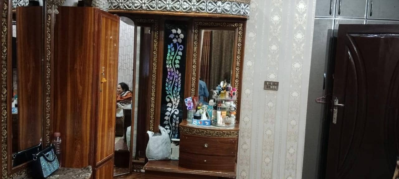 Bed and Dressing Table 2