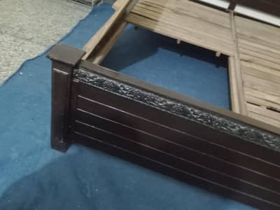 full size wooden bed
