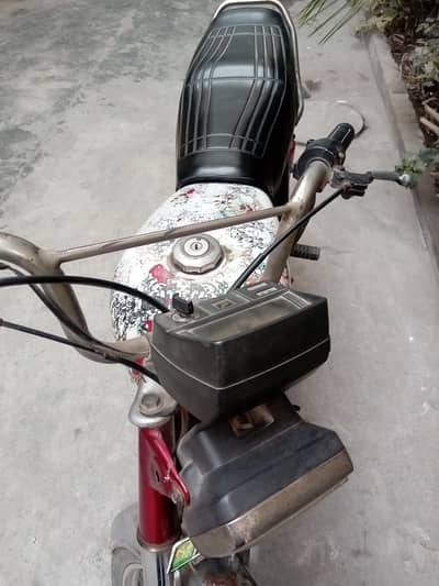 Metro 70cc 2015 model Good condition and ready to use
