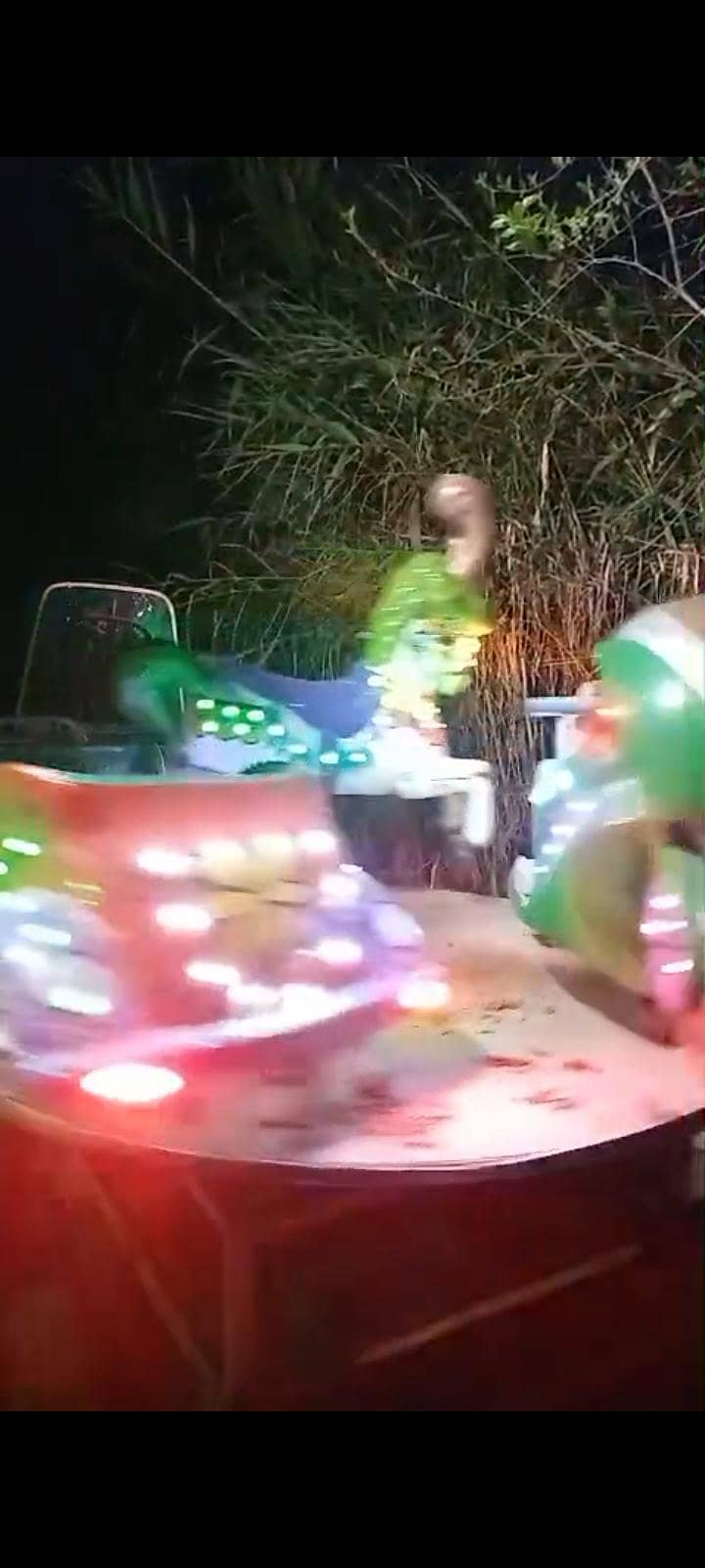 swing with loader rikshaw 3