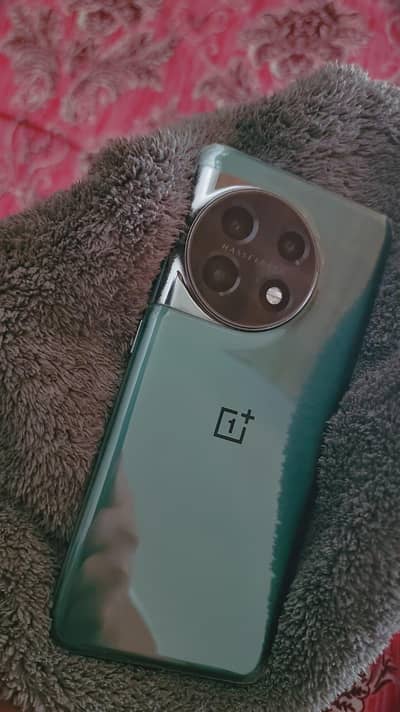 OnePlus 11 5G 120fps gaming phone 28/256 (non PTA)
