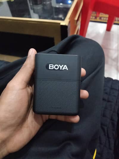 boya v dual mic lighting jack