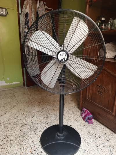 stand fan