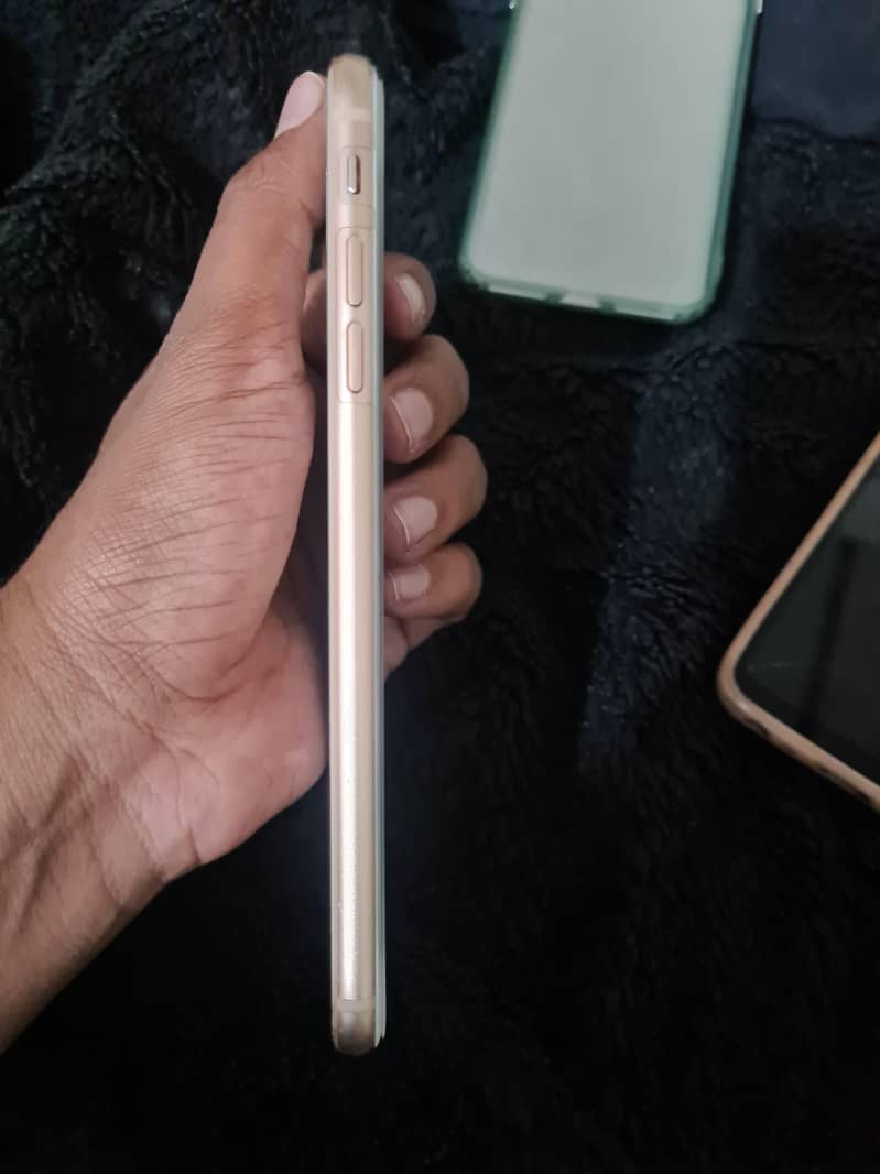 Iphone 8plus pta approved 3