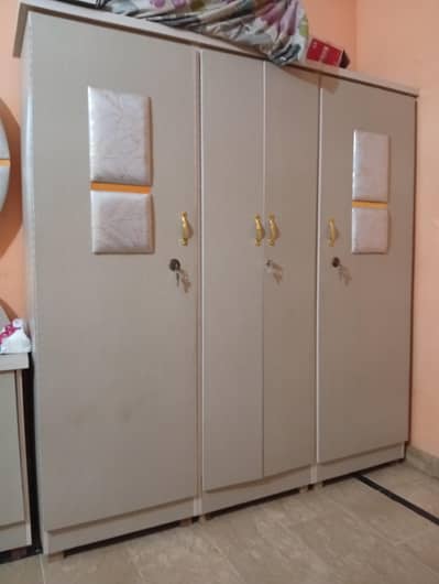 bed side tables dressing with mattress