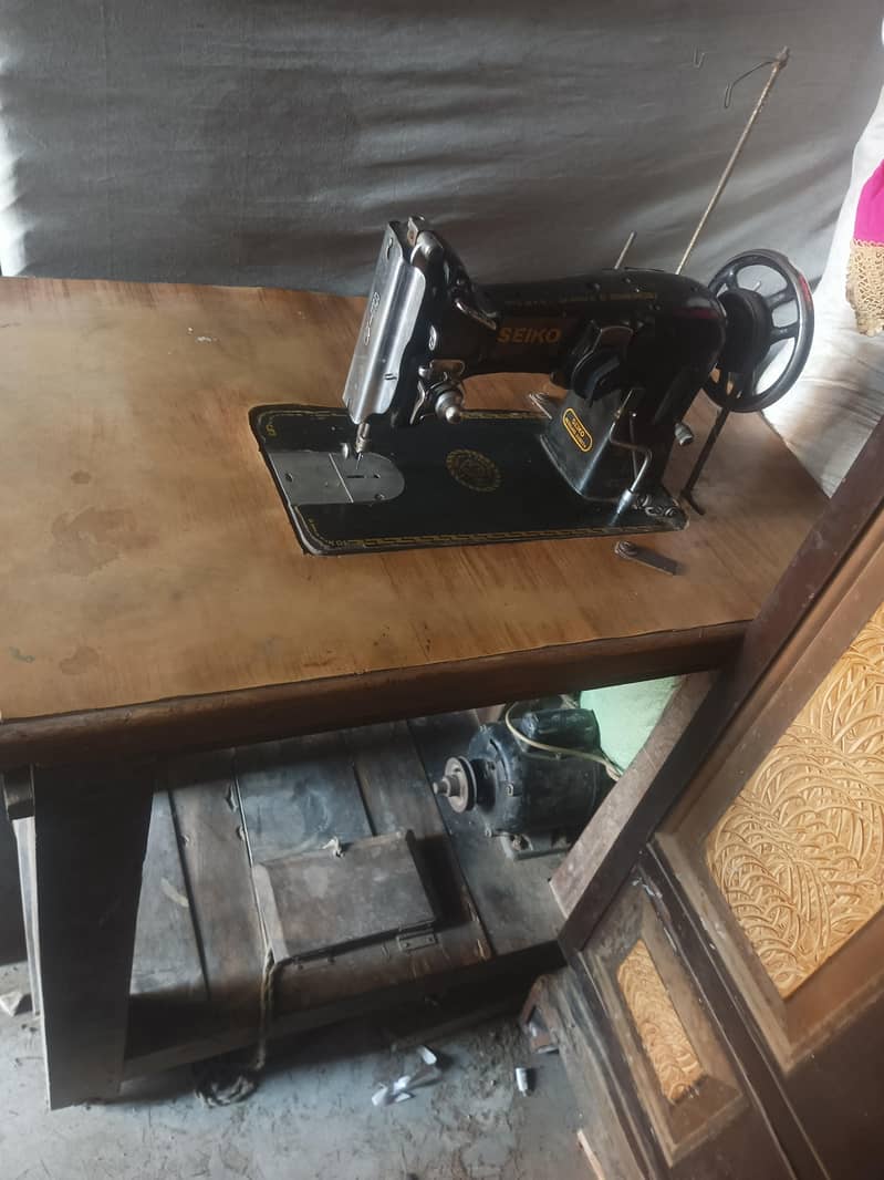 Embroidery machine 2