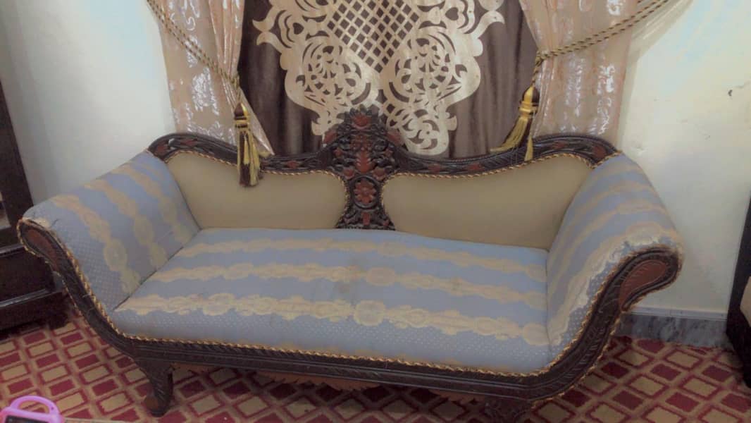 dewan sofa 1