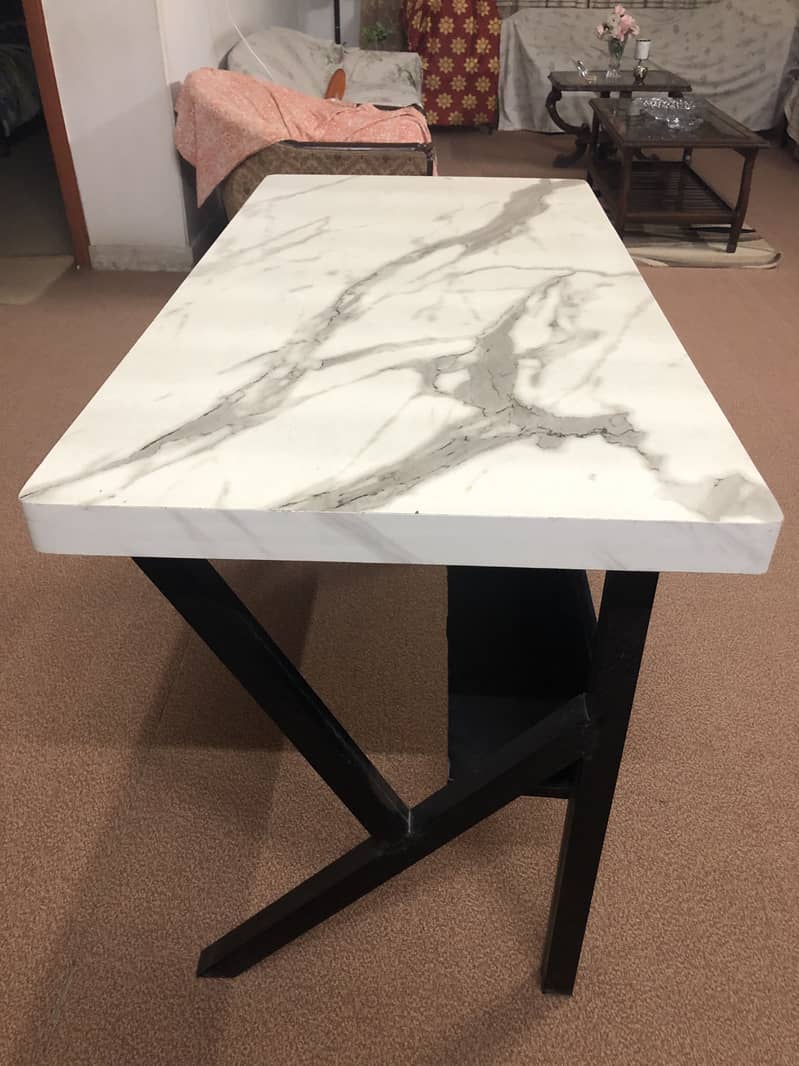 Computer table 2f by 4f white 4