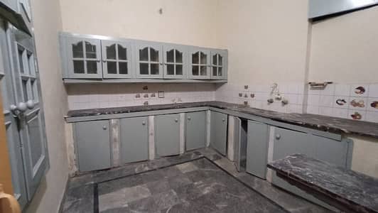 03211777676 house for rent Madina town