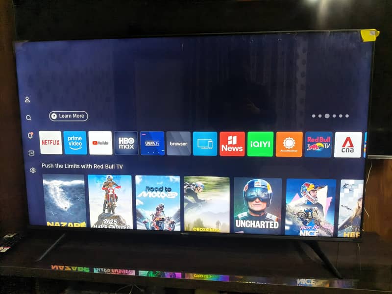 HISENSE 55" model E6H 1