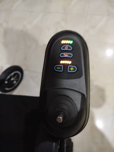 Comfortable Electric Wheelchair  Mediline Plus