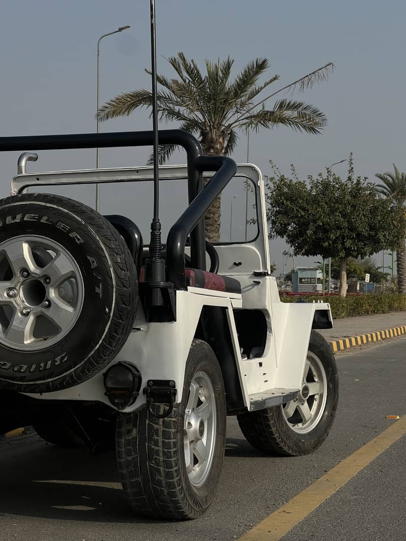 Comando Jeep(M151) 0