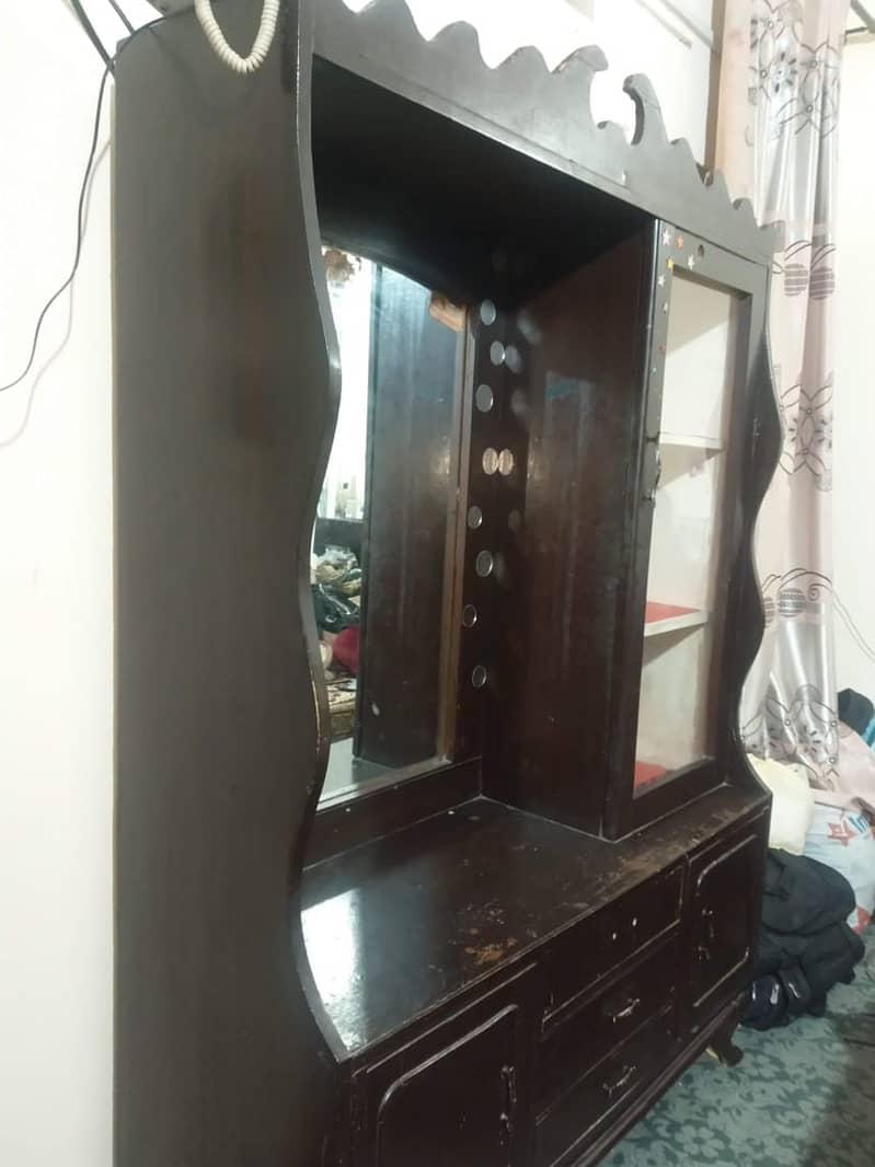 Dressing table/ vanity table 3