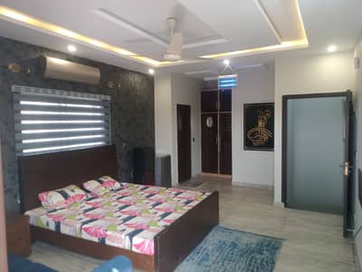 Executive Fully Furnished 2nd Floor For Rent(Near Defence Mor)