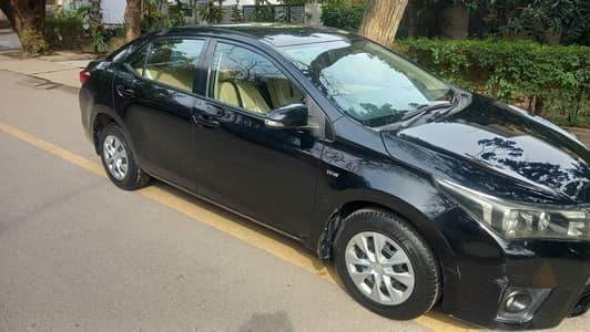 Toyota Gli Automatic 2015 Model