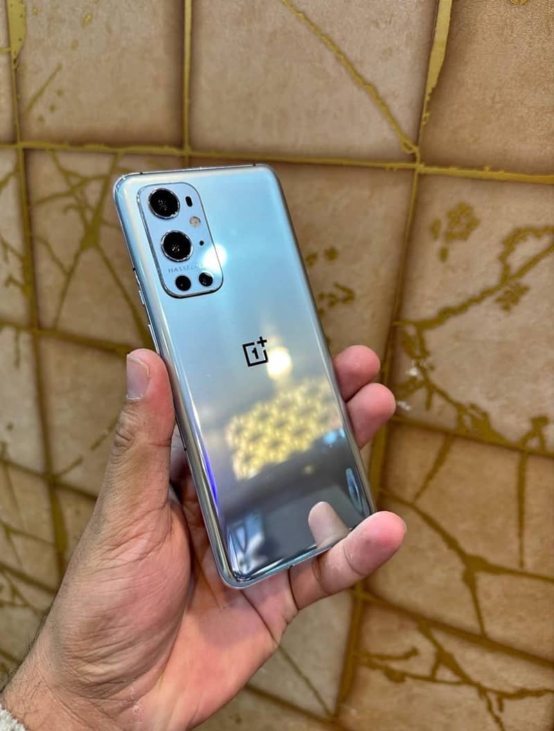 OnePlus 9pro 5G 1