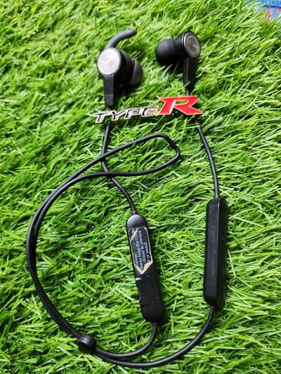 huawei wireless in-ear headphones.