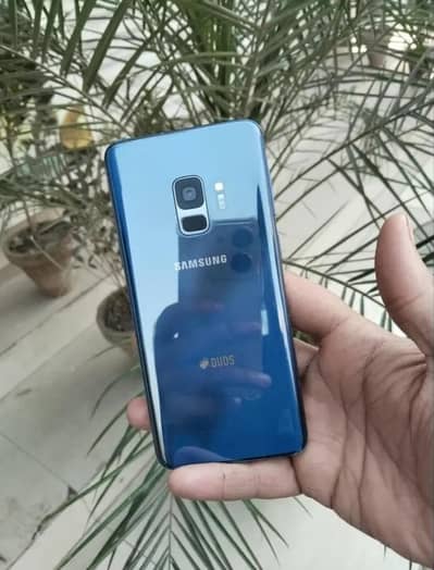 Samsung S9 4GB 64GB   Good  Condition Minor shaid   Exchange Possible