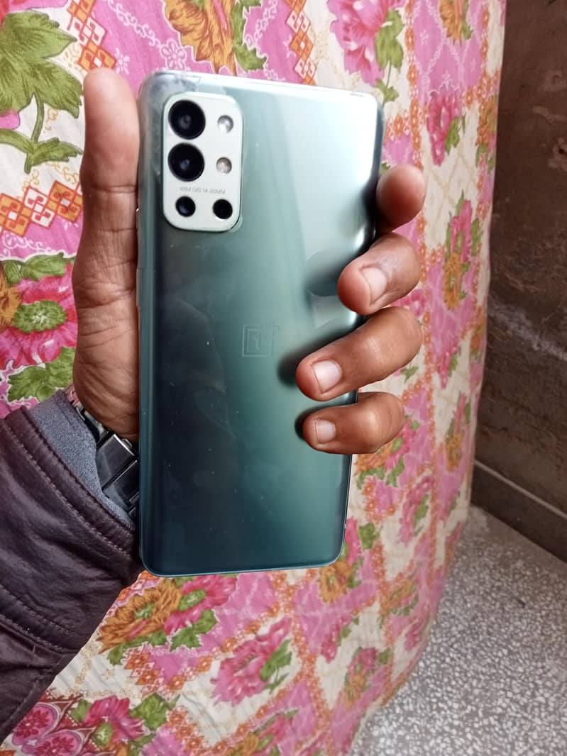 One plus 9R Android version 15 1